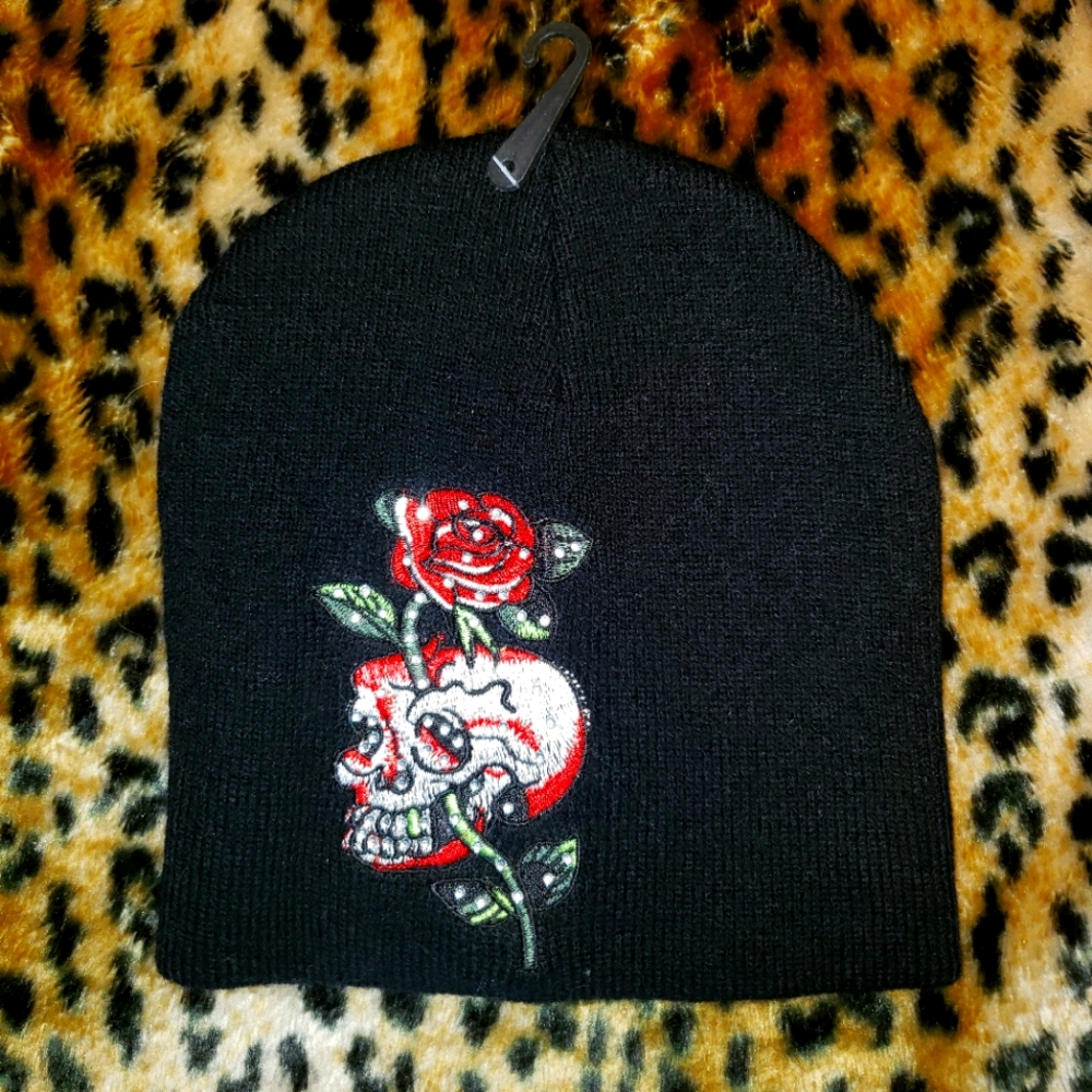 RHINESTONE EMBROIDERED ROSE SKULL ED HARDY STYLE HOT TOPIC O/S NWOT PUNK EMO